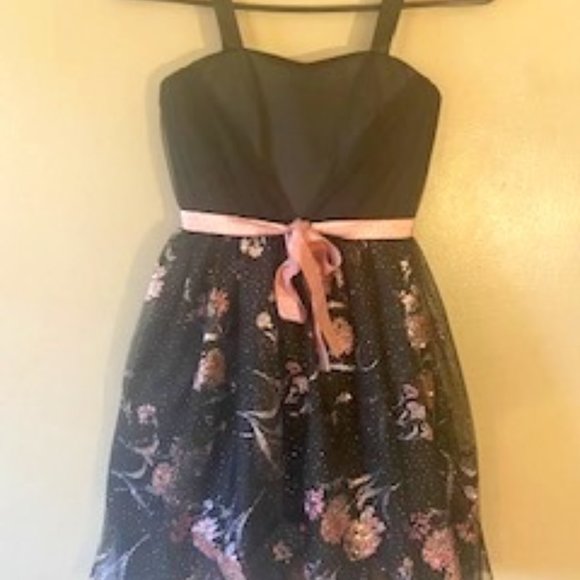 Sequin Hearts Dress - Black and Pink Hi-Low w/Flower Print (Girls Size 7) - $20 - Picture 1 of 10
